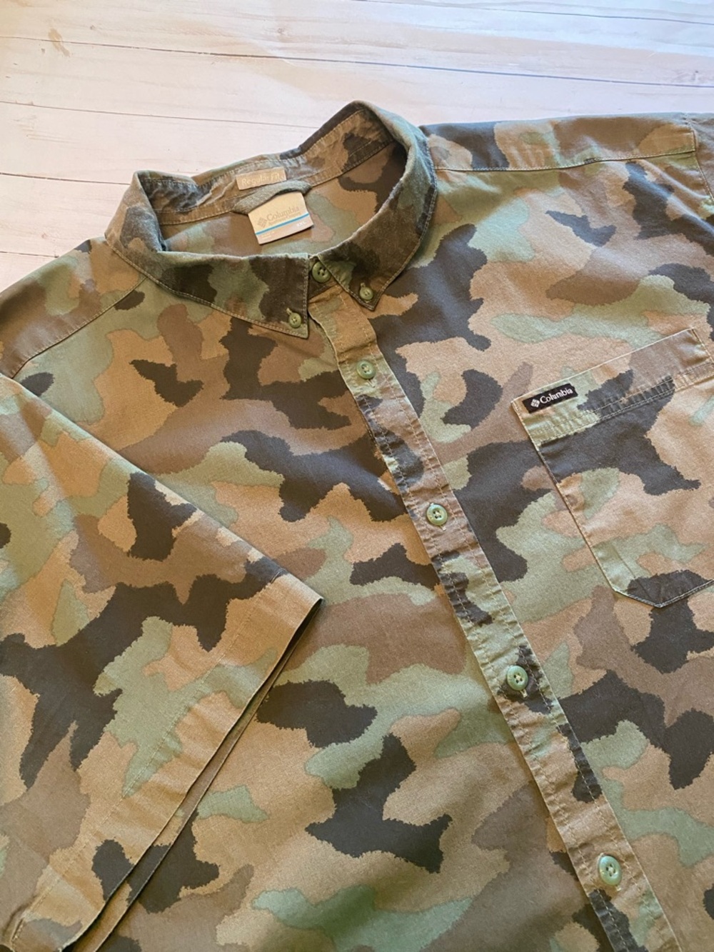Men’s COLUMBIA Short Sleeve Camo Shirt Regular Fit XXL